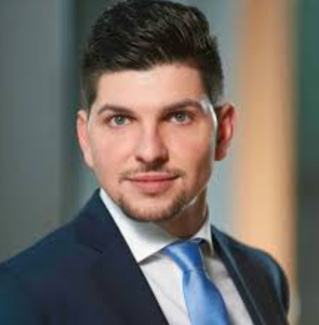 Nikola Stefanovic Portraitfoto